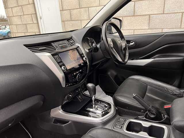 Nissan Navara 2.3dCi TT (EU6dt) Tekna Doub Cab 4WD Pickup