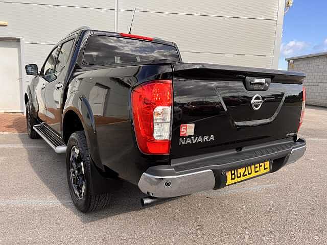 Nissan 2.3DCI TT (EU6DT) TEKNA DOUB CAB 4WD PICKUP 2.3DCI TT (EU6DT) TEKNA DOUB CAB 4WD PICKUP