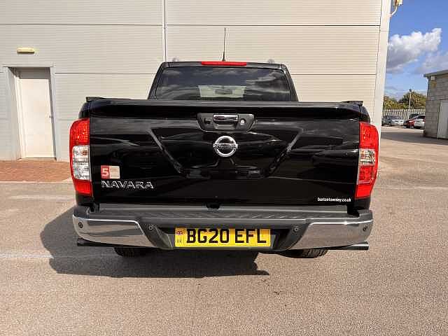 Nissan 2.3DCI TT (EU6DT) TEKNA DOUB CAB 4WD PICKUP 2.3DCI TT (EU6DT) TEKNA DOUB CAB 4WD PICKUP