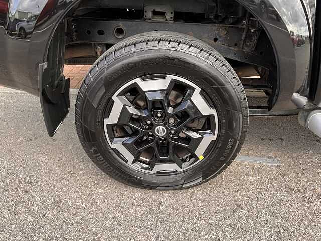 Nissan 2.3DCI TT (EU6DT) TEKNA DOUB CAB 4WD PICKUP 2.3DCI TT (EU6DT) TEKNA DOUB CAB 4WD PICKUP