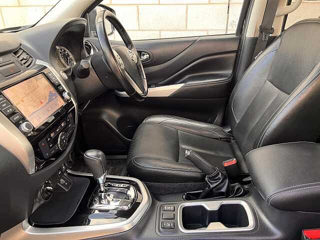 Nissan 2.3DCI TT (EU6DT) TEKNA DOUB CAB 4WD PICKUP 2.3DCI TT (EU6DT) TEKNA DOUB CAB 4WD PICKUP