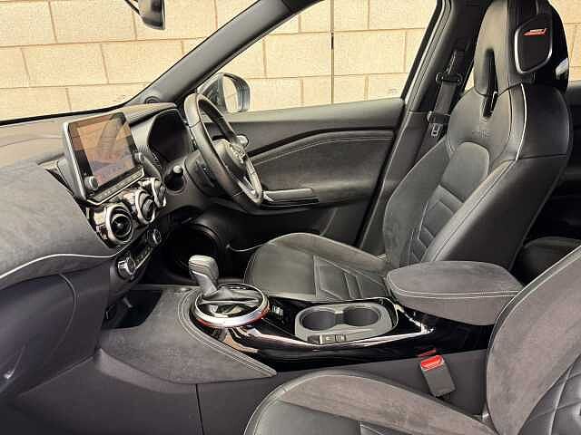 Nissan Juke 1.0 DIG-T Tekna+ 5-Door Hatchback