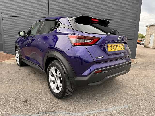 Nissan Juke 1.0 DIG-T N-Connecta (114ps) DCT 5-Door