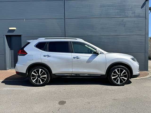 Nissan X-Trail 1.6 dCi Tekna 5-Door Station Wagon