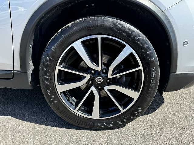 Nissan X-Trail 1.6 dCi Tekna 5-Door Station Wagon