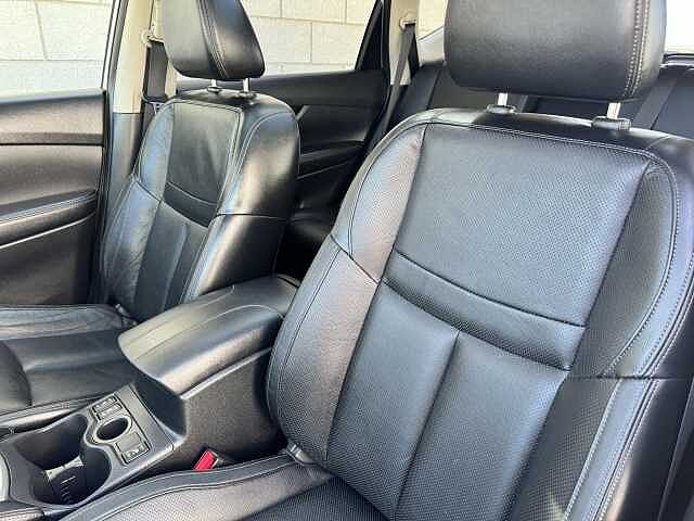 Nissan X-Trail 1.6 dCi Tekna 5-Door Station Wagon