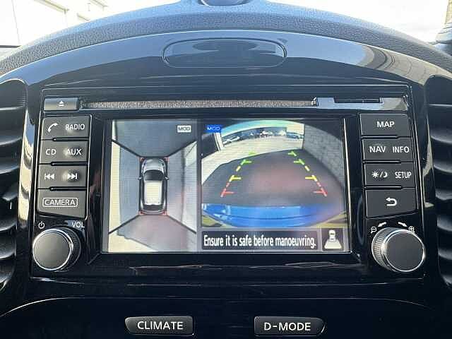 Nissan Juke 1.6 16v Tekna 5-Door Hatchback