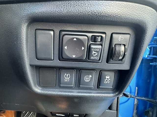 Nissan Juke 1.6 16v Tekna 5-Door Hatchback