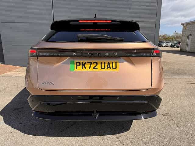 Nissan Ariya E (160kw) Advance Auto TWO TONE