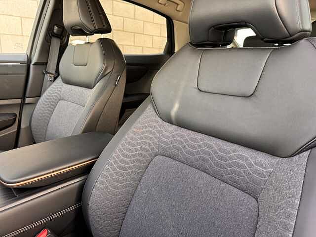 Nissan Ariya E (160kw) Advance Auto TWO TONE