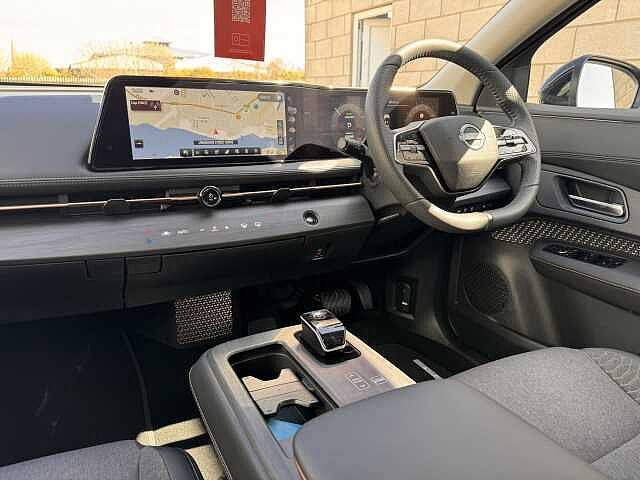 Nissan Ariya E (160kw) Advance Auto TWO TONE