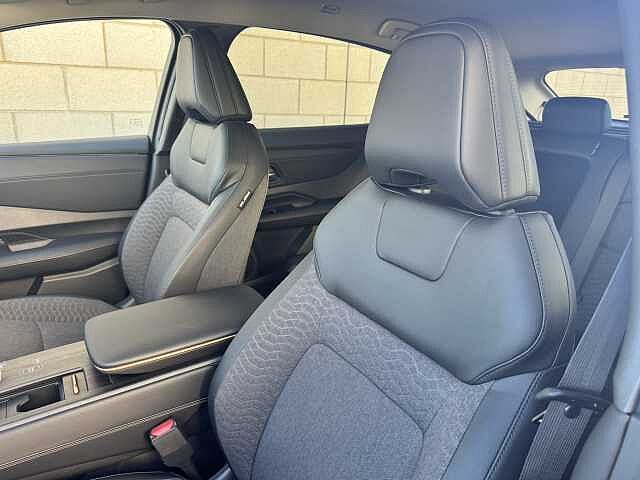 Nissan Ariya *BRAND NEW UNREGISTERED* Advance Auto *BRAND NEW UNREGISTERED* (178kw)