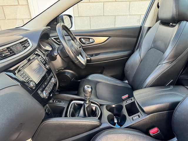 Nissan Qashqai 1.2 DIG-T Tekna S/S