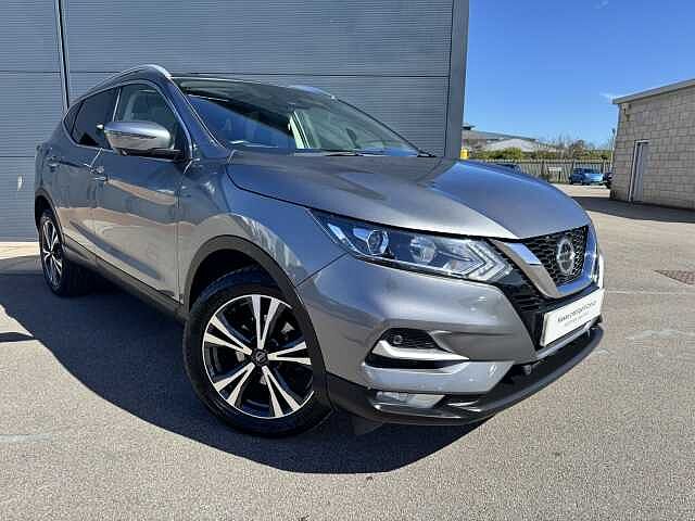 Nissan Qashqai 1.3 DIG-T (140ps) N-Connecta