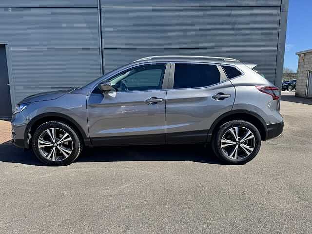 Nissan Qashqai 1.3 DIG-T (140ps) N-Connecta