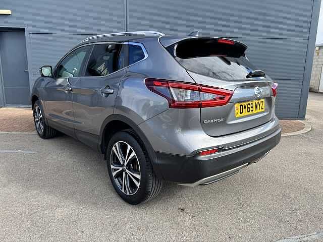 Nissan Qashqai 1.3 DIG-T (140ps) N-Connecta