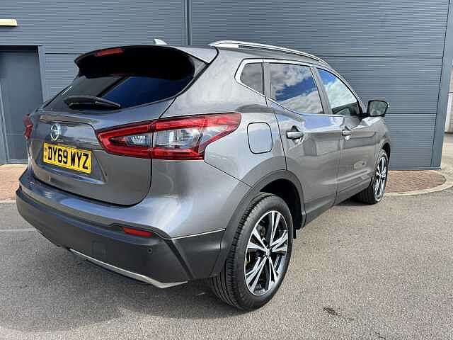 Nissan Qashqai 1.3 DIG-T (140ps) N-Connecta