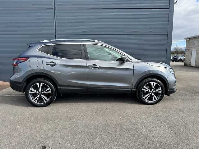 Nissan Qashqai 1.3 DIG-T (140ps) N-Connecta