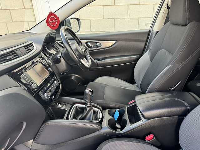 Nissan Qashqai 1.3 DIG-T (140ps) N-Connecta