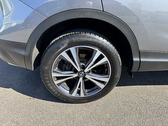 Nissan Qashqai 1.3 DIG-T (140ps) N-Connecta