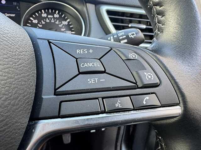 Nissan Qashqai 1.3 DIG-T (140ps) N-Connecta