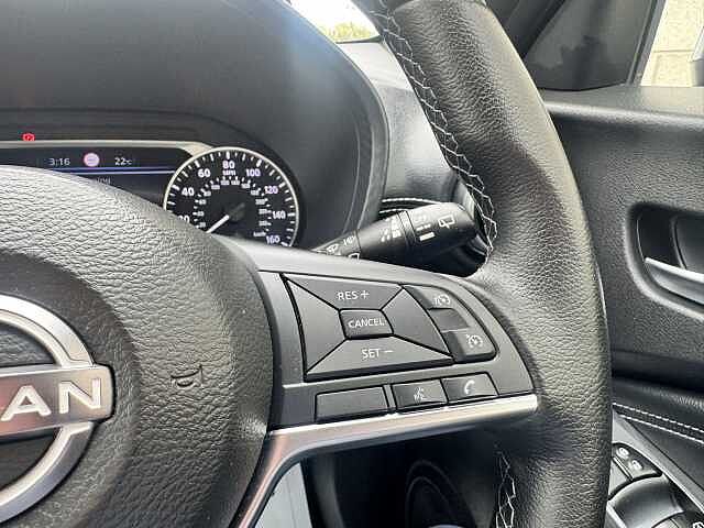 Nissan Juke 1.0 DiG-T 114 N-Connecta 5dr