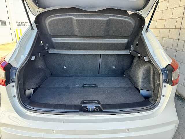 Nissan Qashqai 1.3 DiG-T 160 N-Tec 5dr DCT