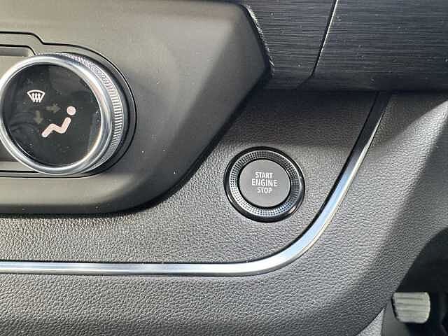 Nissan Primastar 30 L2 2.0 dCi 130ps H1 Tekna Crew Van