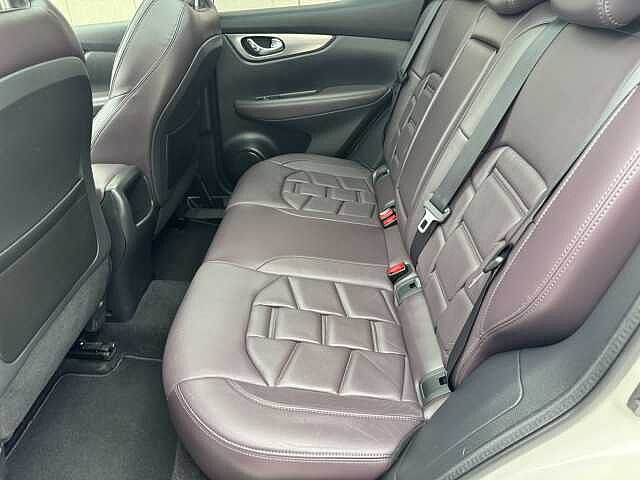 Nissan Qashqai 1.6 dCi Tekna+ 5dr Xtronic