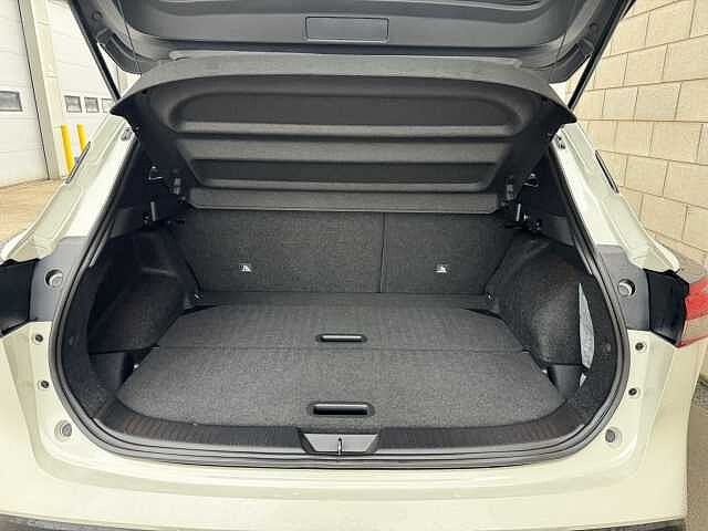 Nissan Qashqai 1.3 DiG-T MH N-Connecta 5dr