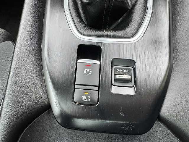 Nissan Qashqai 1.3 DiG-T MH N-Connecta 5dr