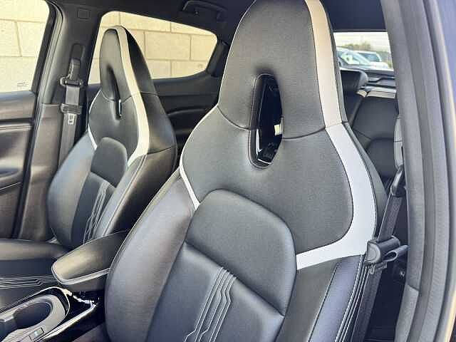 Nissan Juke 1.6 Hybrid Premiere Edition 5dr Auto