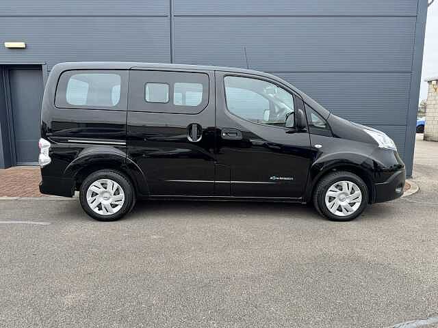 Nissan E-nv200 Combi 80kW Acenta 40kWh 5dr Auto [5 seat]
