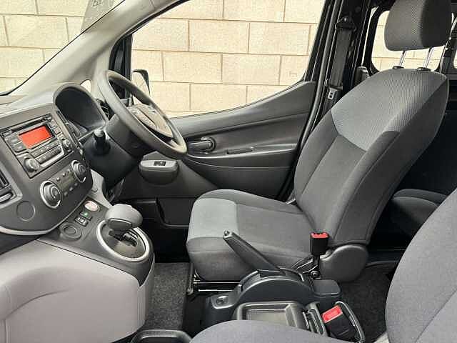 Nissan E-nv200 Combi 80kW Acenta 40kWh 5dr Auto [5 seat]