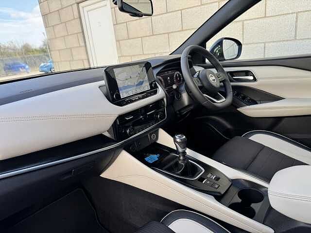 Nissan Qashqai 1.3 DiG-T MH Tekna 5dr