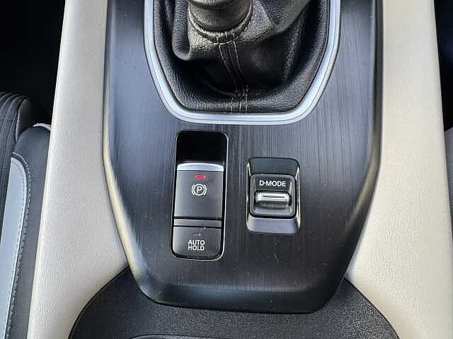 Nissan Qashqai 1.3 DiG-T MH Tekna 5dr