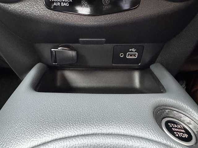 Nissan Juke 1.0 DiG-T Tekna 5dr DCT