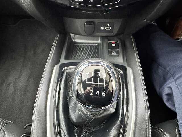 Nissan X-trail Station Wagon 1.7 dCi Tekna 5dr 4WD