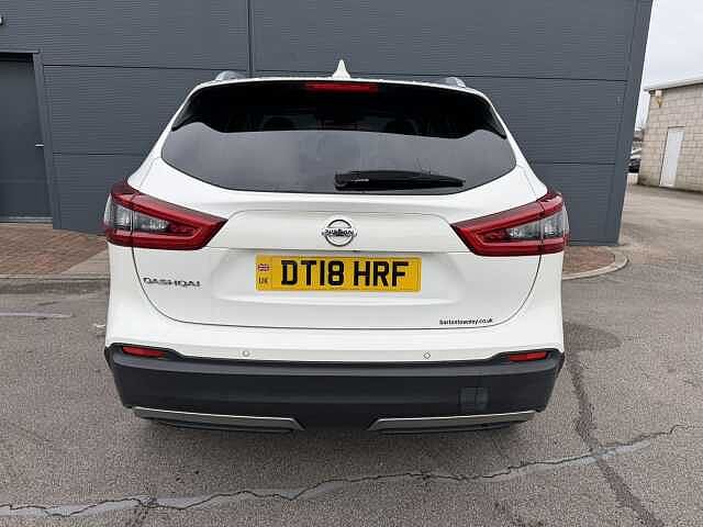 Nissan Qashqai 1.2 DiG-T N-Connecta 5dr