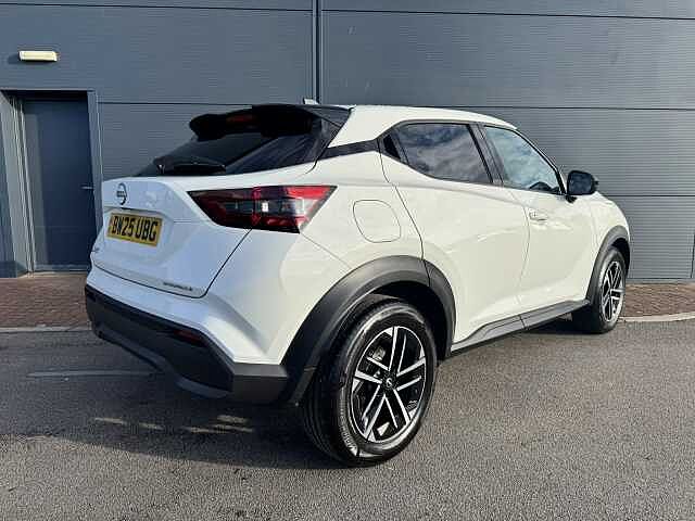 Nissan Juke 1.0 DiG-T N-Connecta 5dr