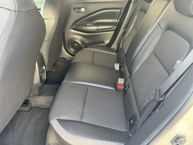 Nissan Juke 1.0 DiG-T N-Connecta 5dr