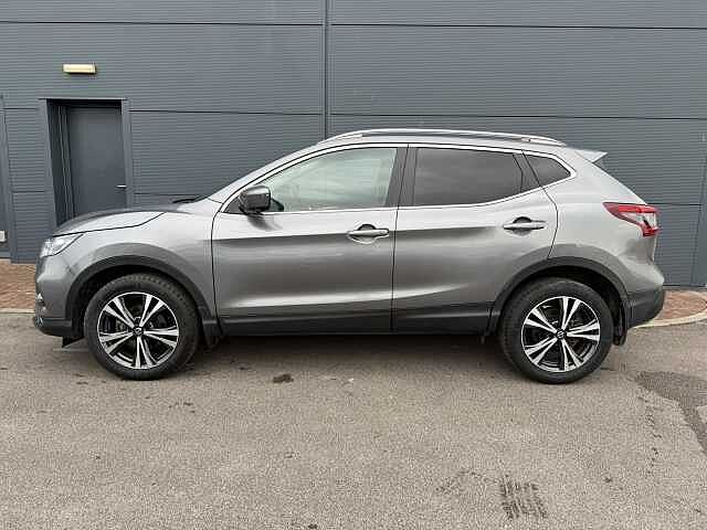 Nissan Qashqai 1.3 DiG-T N-Connecta 5dr