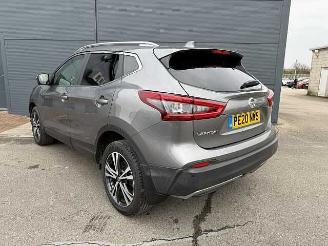 Nissan Qashqai 1.3 DiG-T N-Connecta 5dr