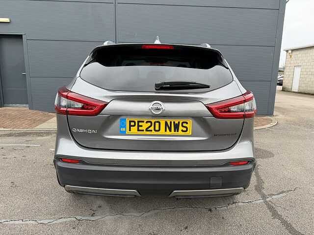 Nissan Qashqai 1.3 DiG-T N-Connecta 5dr