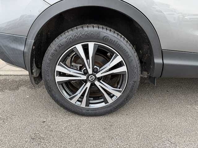 Nissan Qashqai 1.3 DiG-T N-Connecta 5dr