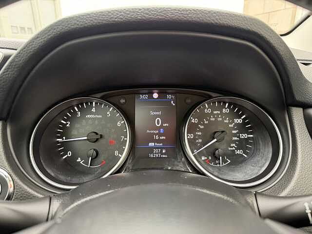 Nissan Qashqai 1.3 DiG-T N-Connecta 5dr