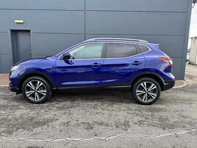 Nissan Qashqai 1.3 DiG-T N-Connecta 5dr