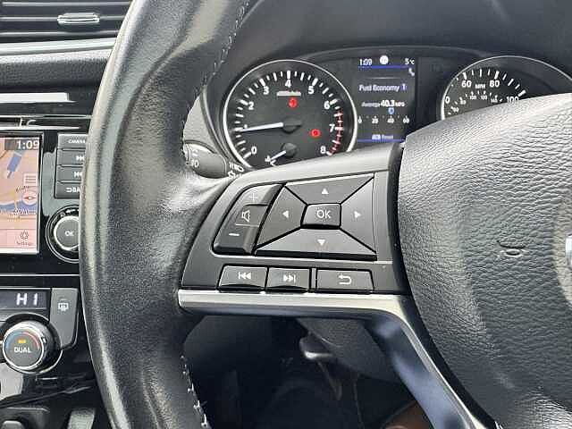 Nissan Qashqai 1.3 DiG-T N-Connecta 5dr