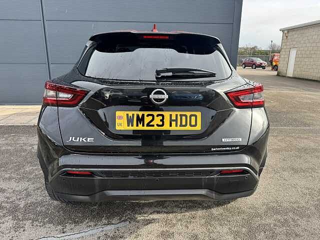 Nissan Juke 1.6 Hybrid N-Connecta 5dr Auto