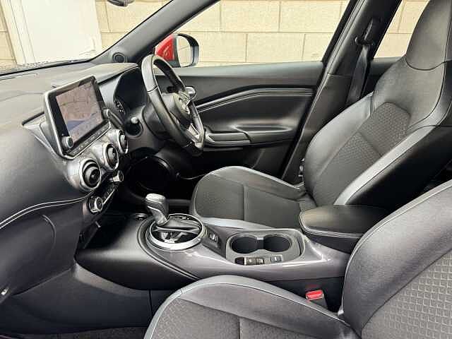 Nissan Juke 1.6 Hybrid N-Connecta 5dr Auto